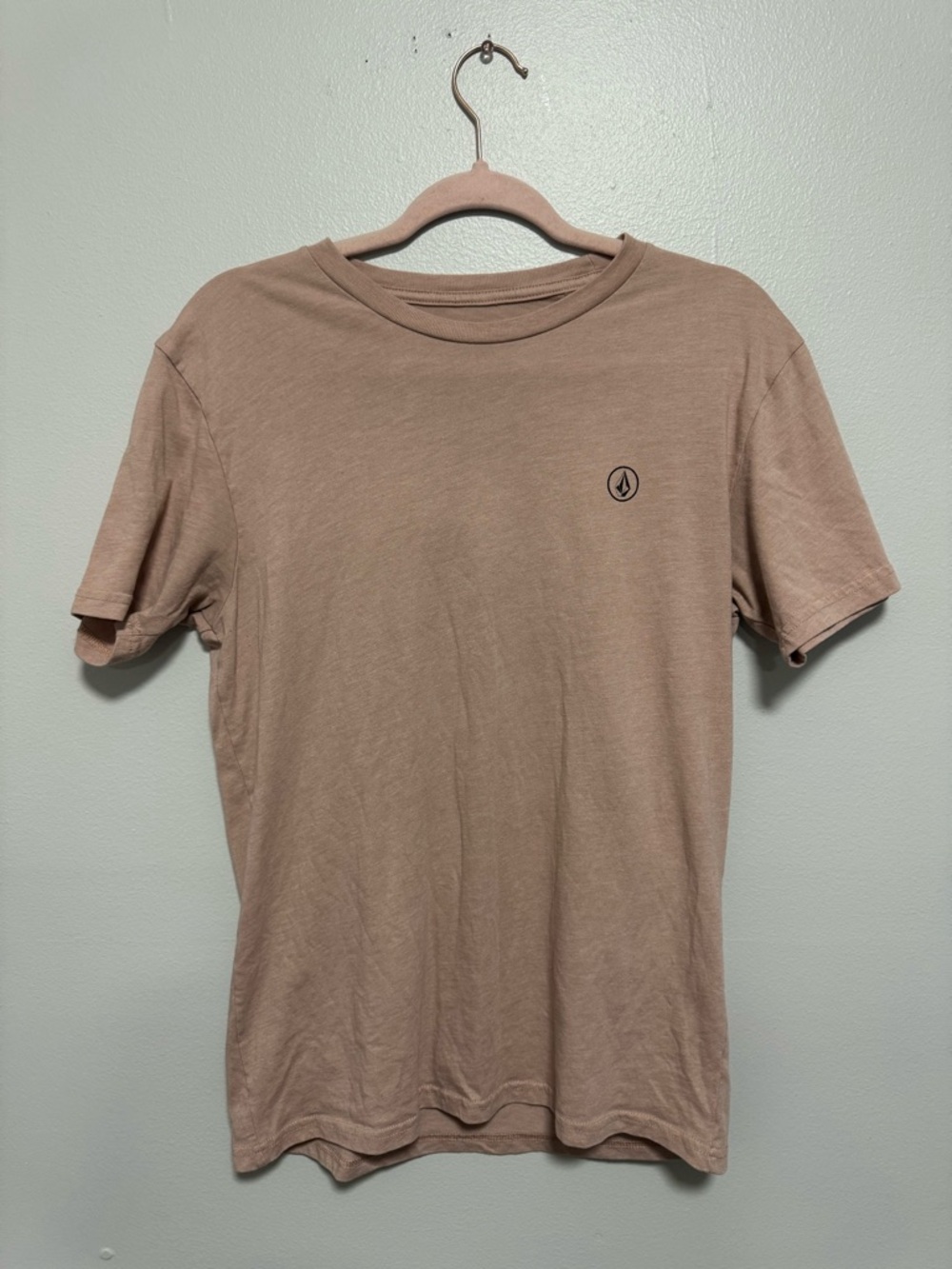 Volcom Men's Short Sleeve Crew Tee in Dusty Taupe